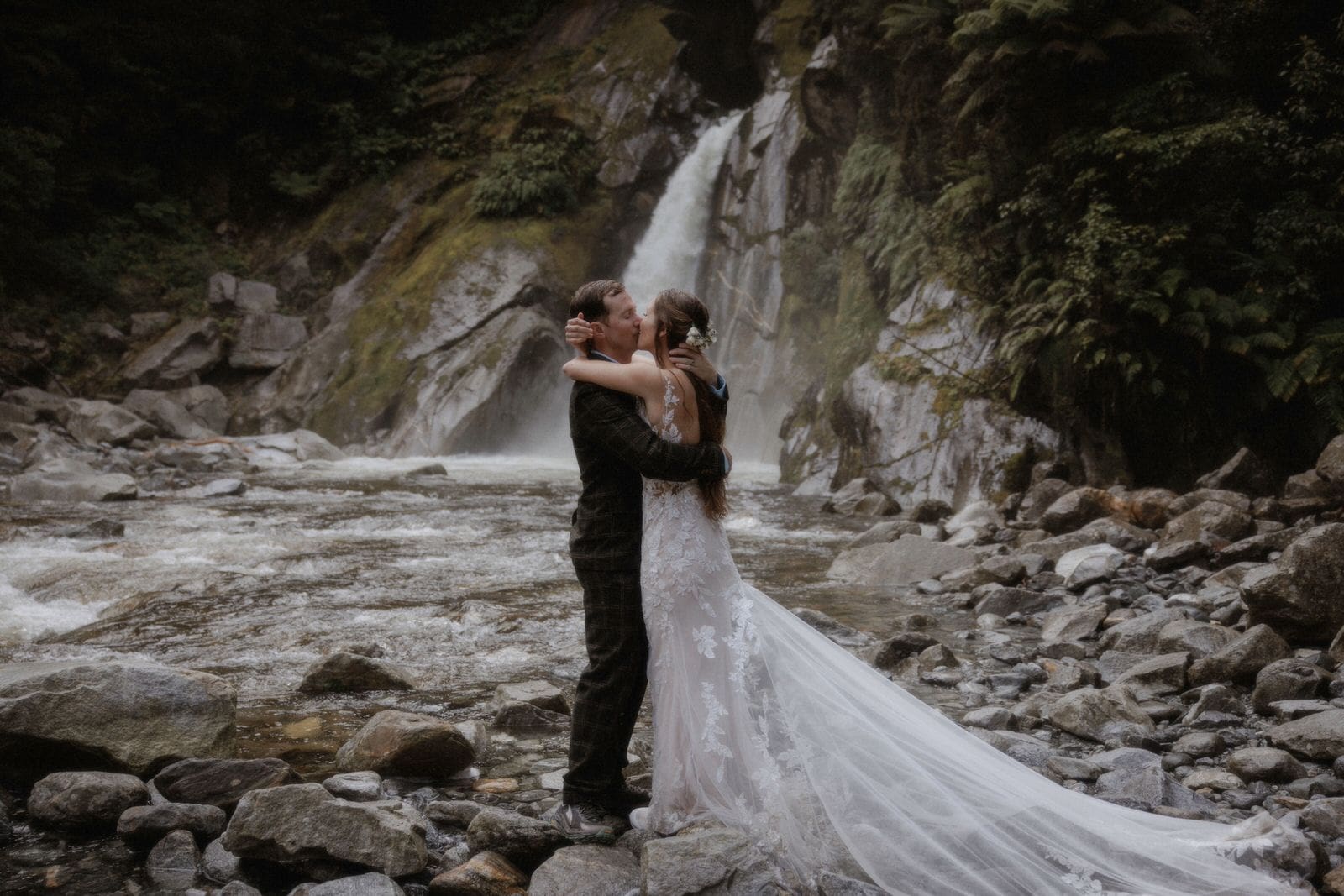 Milford Sound Elopement, Milford Sound Elopement &#8211; Katie and James